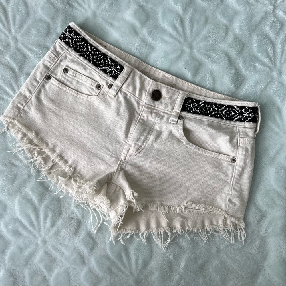 American Eagle White Shorts